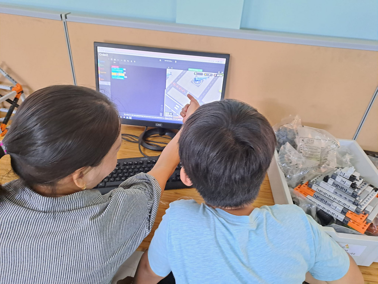 CLB Stem Robotics trường THCS Lê Thánh Tông