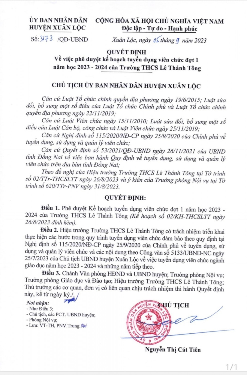 Tuyển dụng giáo viên dạy Văn